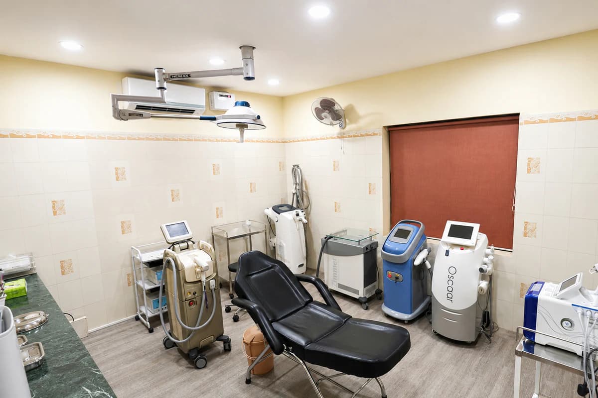 Laser and aesthetic equipment at Radiance Clinics